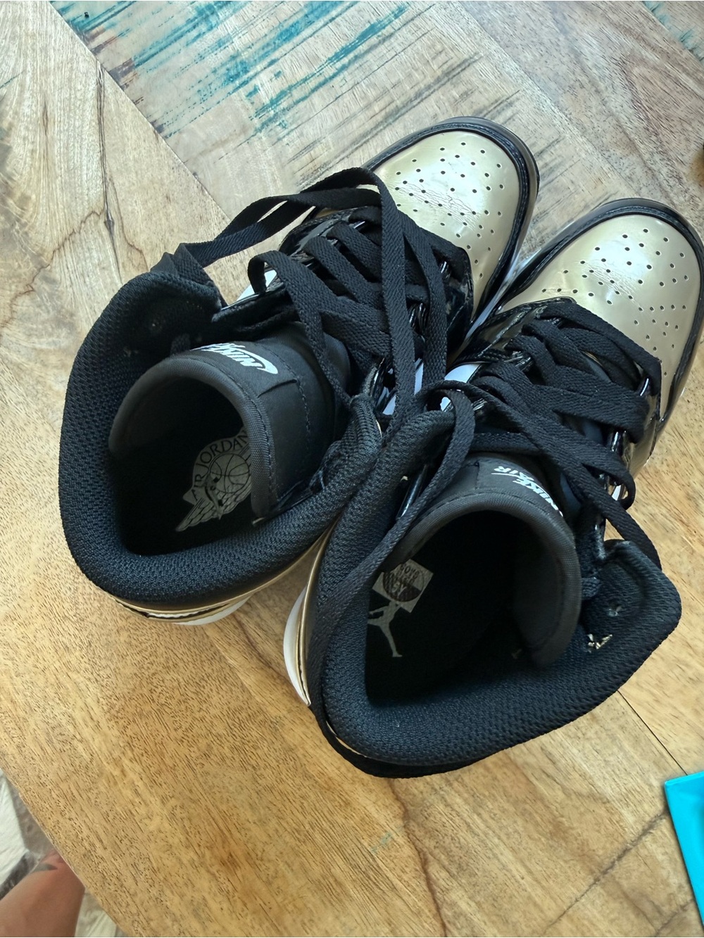 Air Jordan Cleats in Black, White & Gold - Picture 4 of 4
